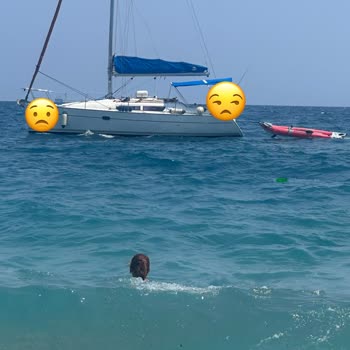 Boğaçayı Sarısu Sahilinde Dubaların Çekilmemesi Can Güvenliğini Tehdit Ediyor