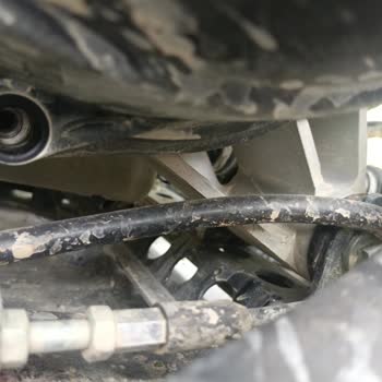 CFMOTO Cf 1000 Overland Bakım Sonrası Ön Kaşın Üzerindeki 3 Adet Vidayı Hiç Takmaması