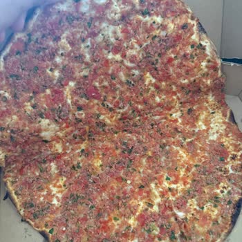 Migros Yemek Çiğ Lahmacun Ve Yetersiz Müşteri Hizmetleri Nedeniyle İade Talebi