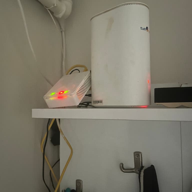 Tekrarlayan İnternet Kesintileri Ve Müşteri Hizmetlerine Ulaşılamaması