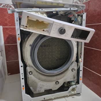 Arçelik Yetkili Servisi Çamaşır Makinesini Parçalayıp Evde Bıraktı, Parça Gelmedi Ve Bilgi Verilmedi