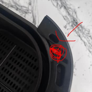 Philips Airfryer Kapak Tırnağı Kırılması Nedeniyle Cihaz Çalışmıyor, Ücretsiz Onarım Talebi