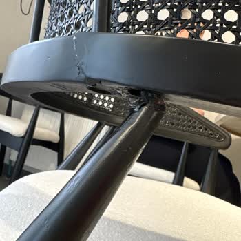 Defolu Ve Gecikmeli Masa Takımı Teslimatı