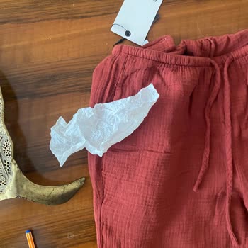 Kullanılmış Peçeteli Pantolon Teslimatı Hijyen Endişesi