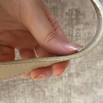 Ayıplı Deri Çanta, Mağaza Kullanıcı Hatası İddia Ediyor