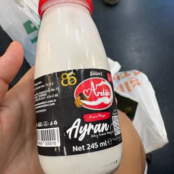 Migros Ayran Şişesinde Sinek Tespiti Hijyen Endişesi Yaratıyor