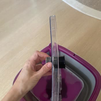 Parex Wondero Mop Setinde Şeffaf Plastik Parçasının Yırtılması Ve Yedek Parça İsteği
