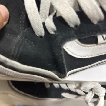 Vans Ayakkabısında Üretim Hatası Nedeniyle Yan Taban Açılmaları Ve Değişim Talebi