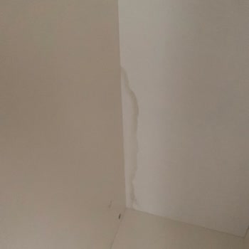 62 Bin TL'lik Yatak Odası Takımında Hasarlı Ürün Ve Kötü Kurulum