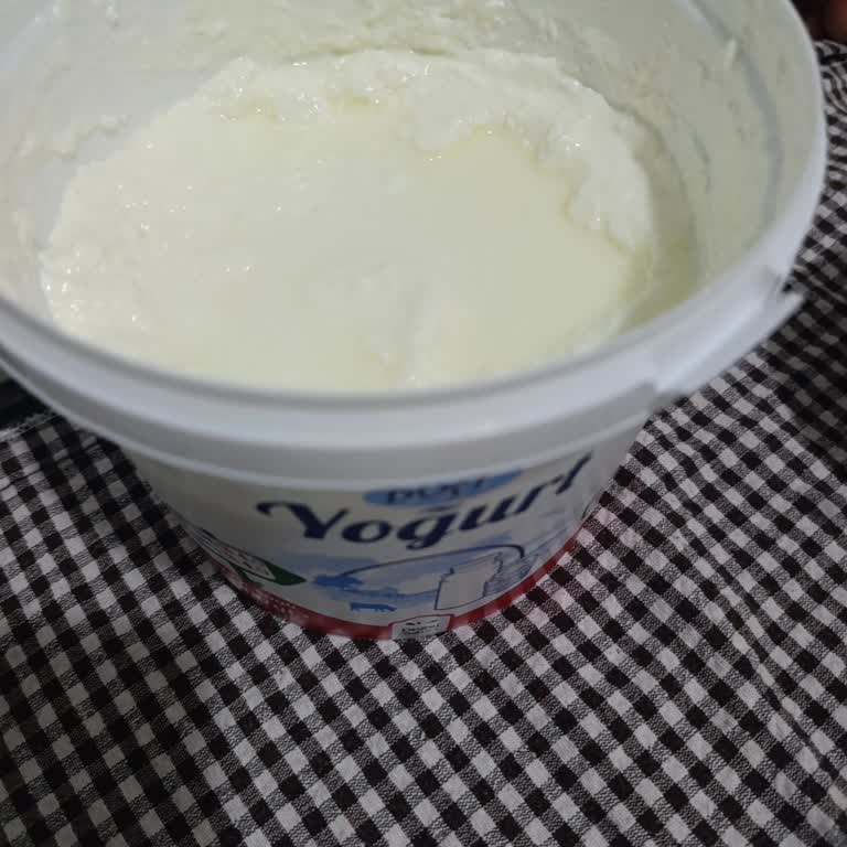 Dost Yoğurdunun Pütürlü Kıvamı Ve Tat Değişikliği