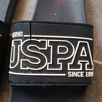 U.S. Polo Assn. Erkek Terliğinde 2 Gün Sonra Çatlaması Müşteriyi Hayal Kırıklığına Uğrattı