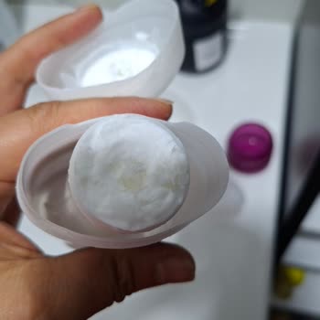 Sertleşmiş Rexona Roll-On Ürünü Kullanılamaz, Hemen Değişim Talebi