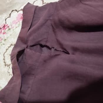 Kısa Sürede Yırtılan Pantolonlu Takım İçin İade Talebi