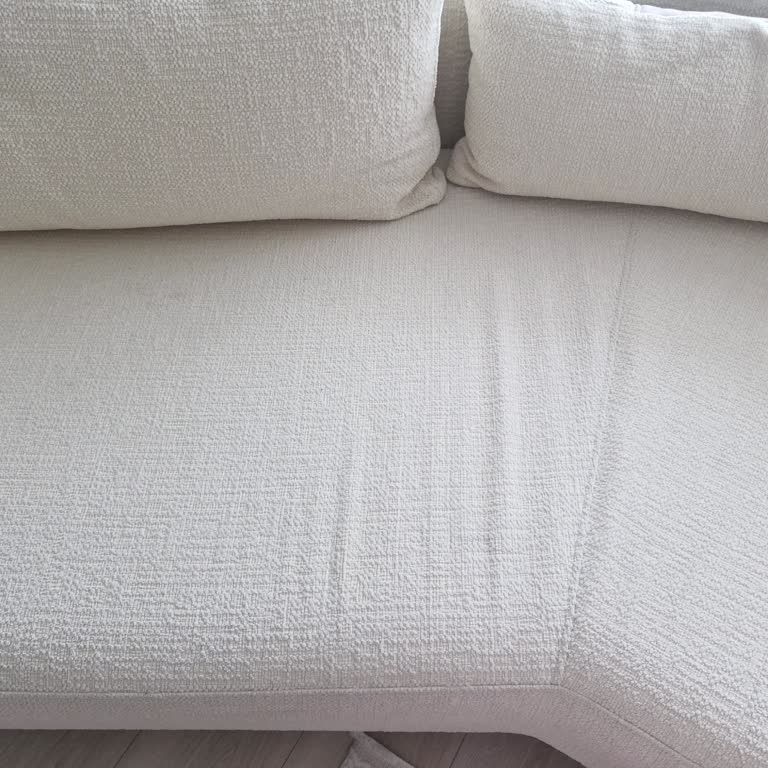 Koltuk Takımında Sünger Potlukları, Renk Solması Ve Servis Cevapsızlığı