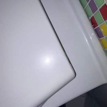 Otel Özellikleri Yanıltıcı, Oda Temizliği Kötü Ve İade Talebi