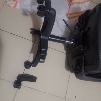PTT Kargo’da Gönderilen Sandalyenin Kırık Ayağı Ve Çatlakla Teslim Edilmesi