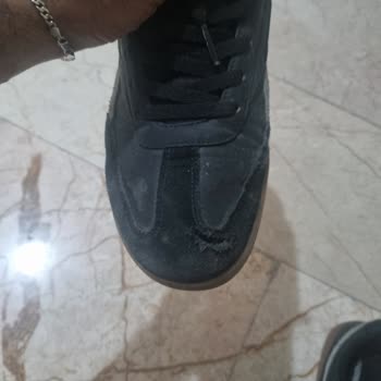 Reebok Ayakkabısının Dikişlerinin Kısa Sürede Yırtılması Ve Kullanıcı Hatası Reddi