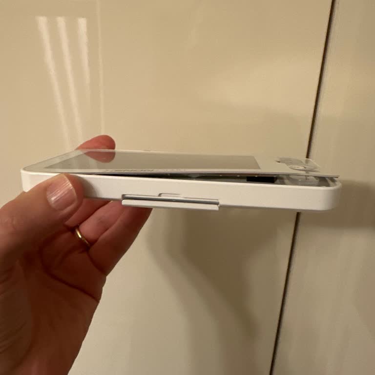 Xenon Smart Bebek Kamerası Ekran Şişmesi Güvenlik Tehlikesi Ve Cevapsız Müşteri Hizmetleri