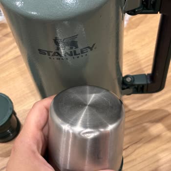 Amazon'dan Gelen Kullanılmış Stanley Termosun Çizik Ve Islak Olması Değişim Talebi