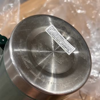Amazon'dan Gelen Kullanılmış Stanley Termosun Çizik Ve Islak Olması Değişim Talebi