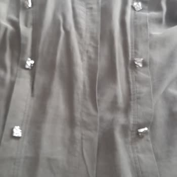 Defne Butik (Adana) Ödediğim Ücreti ve Beklentimi Kesinlikle Karşılamıyor