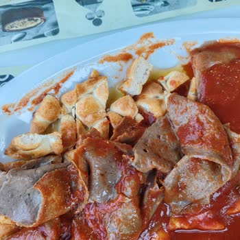 Kurumuş Pide Ve Duyarsız Yönetim: HD İskender Pendik Şubesinde Hayal Kırıklığı