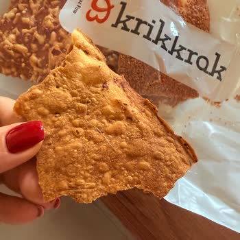 Beyaz Fırın Etiler Krik Krak Pakette Plastik Tel Ve Sağlık Riski