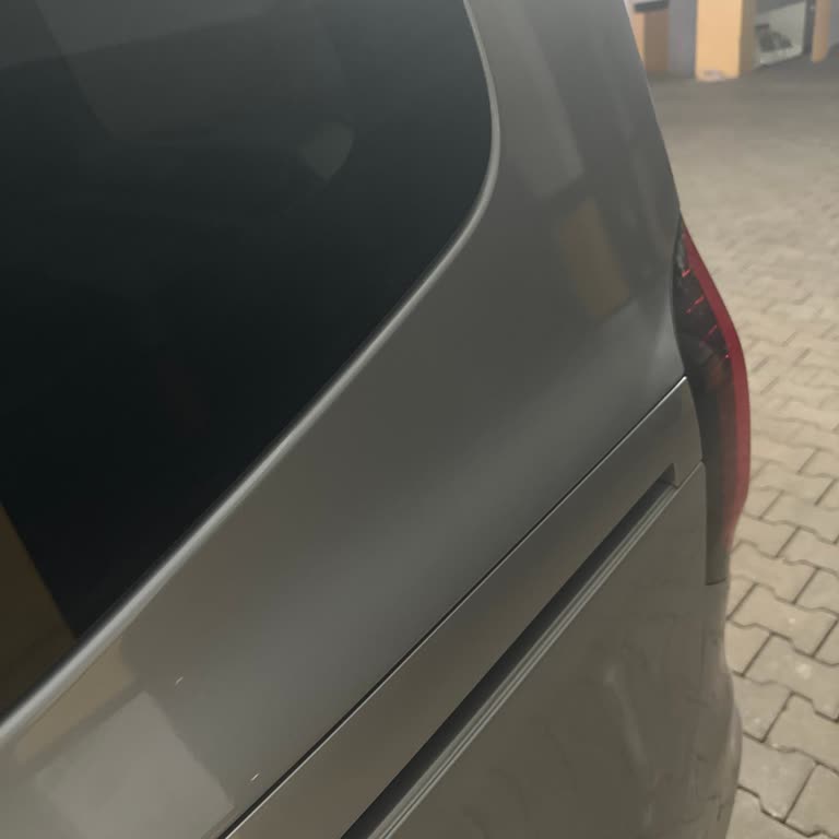 Renault Bayisinde Satılan Sıfır Araçta Gizli Boya Ve Kör Nokta Uyarı Sistemi Eksikliği