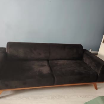 Kırık Sütun Ve Zımba İzleriyle Kalitesiz Koltuk Takımı Değişimi Talebi