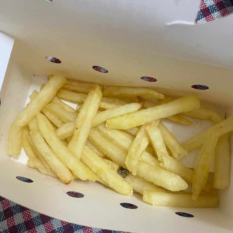 Soğuk Hamburger, Bayat Nugget Ve Cevapsız Müşteri Hizmetleri Şikayetim