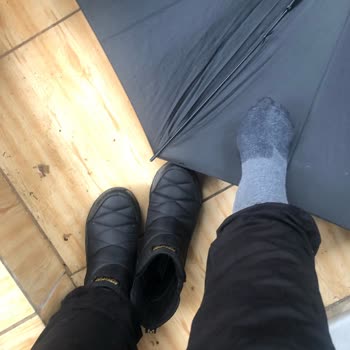 Skechers Botta Su Geçirmezlik Sorunu Ve Düşme Riski