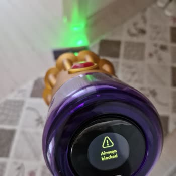 Dyson V12 Detect Slim Keeps Showing Clean Filter Warning