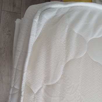 Sleepnice'den Gelen Yatak Hasarlı, Şekli Açılmadı Ve Cevap Vermiyor