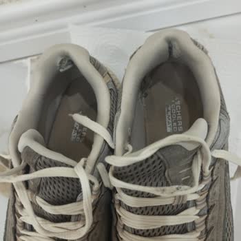 Skechers Ayakkabısının İç Astarındaki Açılma Nedeniyle Değişim Talebi Reddedildi