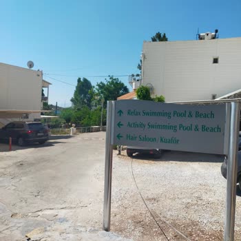Royal Asarlık Beach Otelinde Araç Çarpması Ve Sorumluluk Reddi