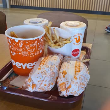 İkbal Tesisindeki Popeyes Siparişimde Görselle Gerçek Ürün Arasındaki Büyük Uyuşmazlık