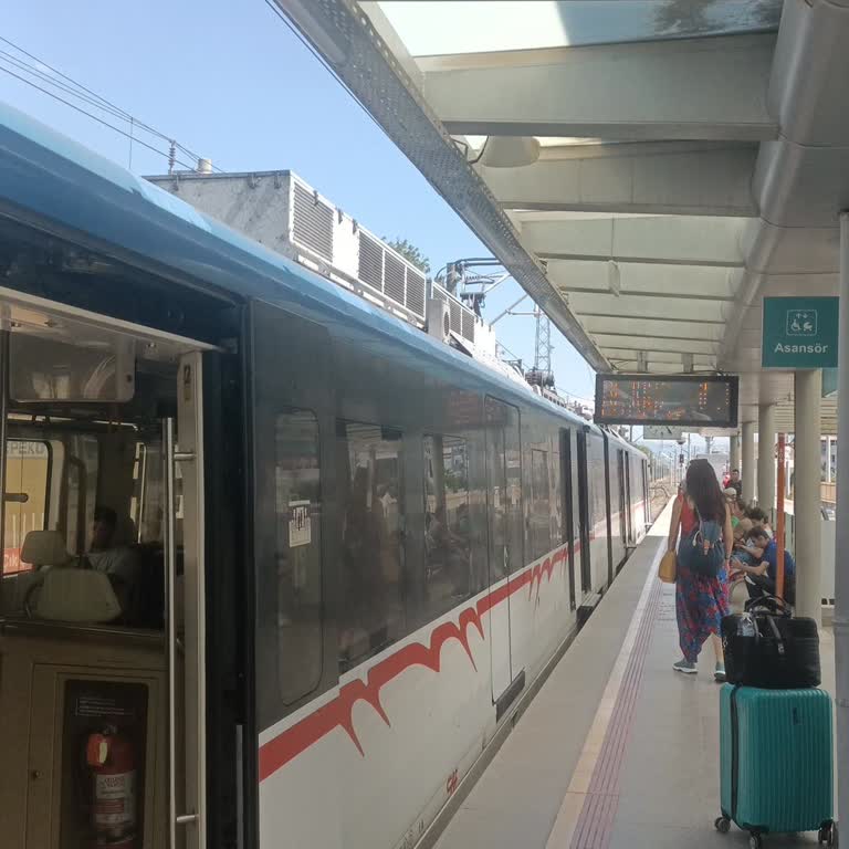 Tepeköy Selçuk Aktarma Bekleme Süresi Uzunluğu Yolcuları Mağdur Ediyor