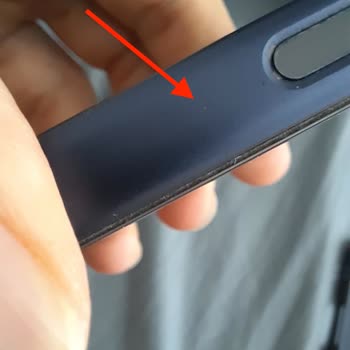 Media Markt'tan Alınan İphone 17 Pro'da Renk Atması Garanti Kapsamında Çözülmedi