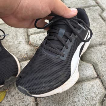 FLO Online Mağazadan Alınan Puma Flyer Runner Ayakkabıda Bir Yılda Delinme Ve Değişim Talebi
