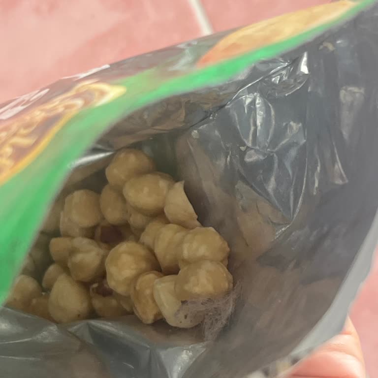 Nut Master Fındık Paketi İçinde Yabancı Madde Bulunması Hijyen Sorunu