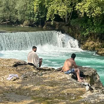 Manavgat Şelalesi’nde Yasaklı Yüzme Ve Denetim Eksikliği
