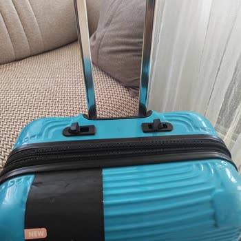 Valiz Kulpları 1 Ayda Koptu Ücretsiz Değişim Talebi
