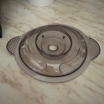 Kumtel Hhh-21 Doğrayıcı Kapak Sıcak Suyla Yıkanırken Eğildi