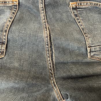 Colin's Üretim Hatası Nedeniyle Hızlı Yırtılan Kot Pantolonlar Ve Garanti Dışı Red