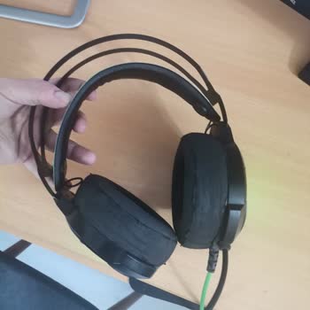 HP Pavilion Gaming 600 Kulaklık Deri Kaplamalarının Soyulması Ve Yedek Parça Talebi