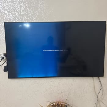 Garanti Süresinde Ekran Arızalı Samsung TV İçin Ücretsiz Tamir Talebi