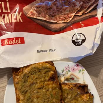 300 TL'lik Görseli Yanıltan Etli Ekmek Ürünü Mağduriyeti