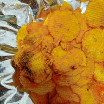 A101'den Yanmış Cips Şikayeti: Sağlık Ve Kalite Kontrol Endişesi