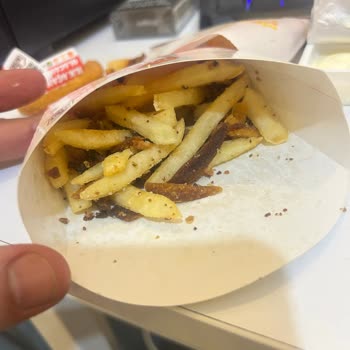 İzmir Seferihisar Burger King Siparişinde Eksik Ve Yanmış Ürünler