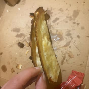 Çiğ Ve Yanmış Pizza İçin Tam İade Talebi